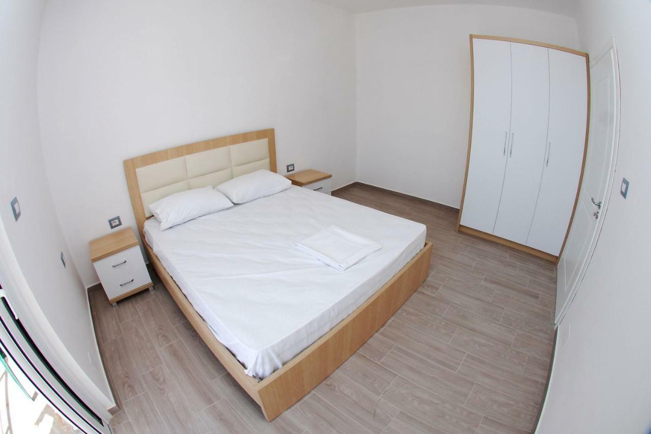 Rafail'S Apartment ซารานเดอ ภายนอก รูปภาพ